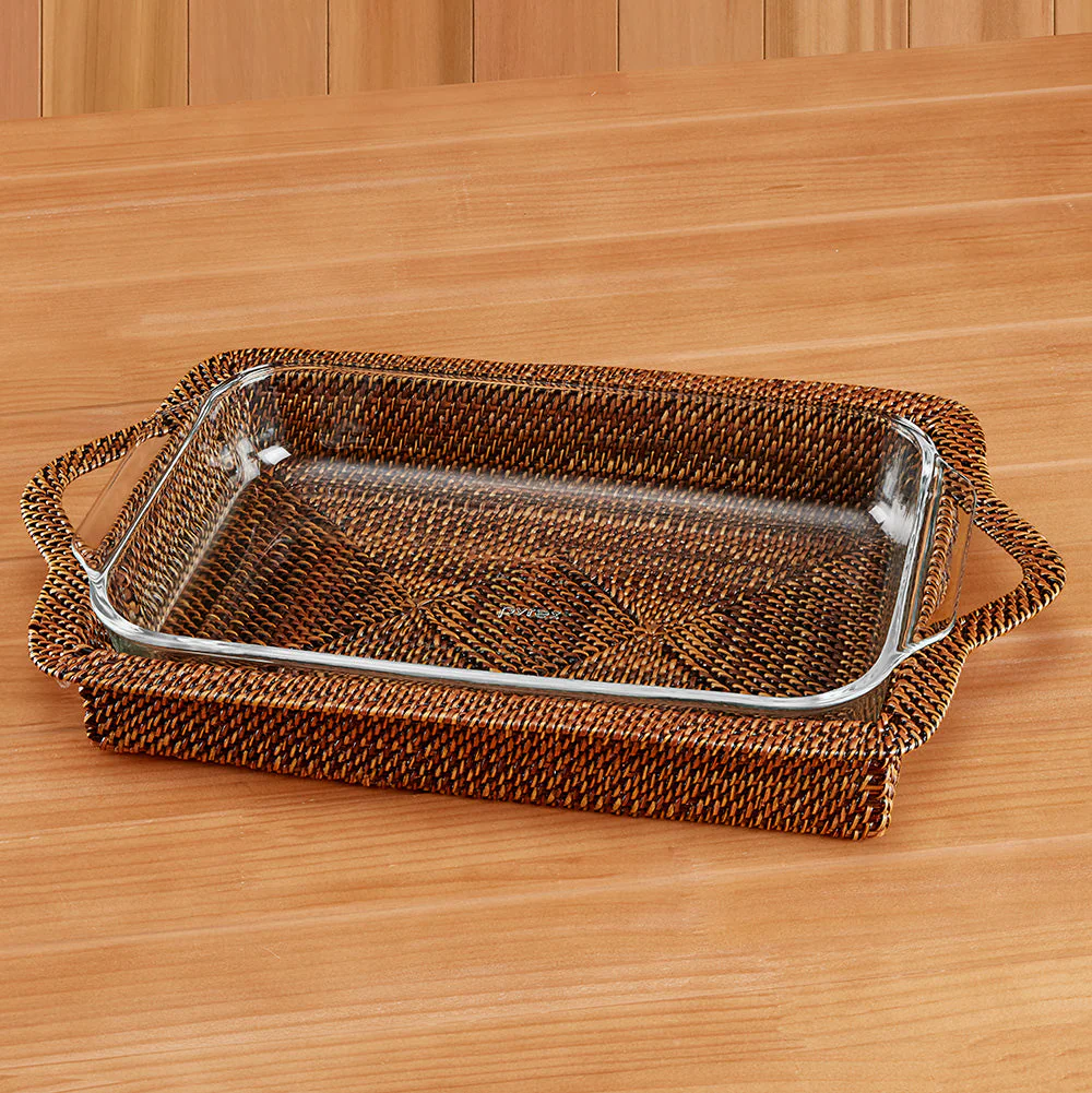 Calaisio Woven Casserole Holder with Pyrex Dish - Image 3