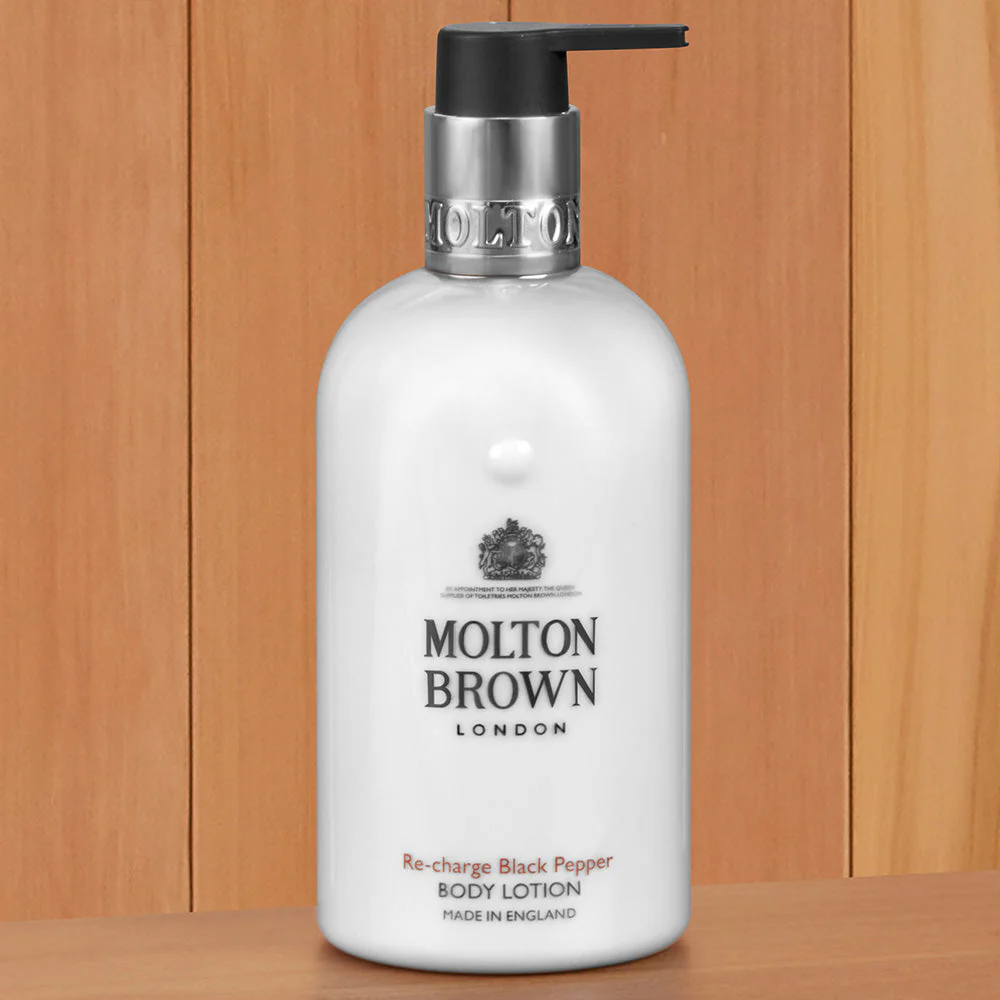 Molton Brown Shower Gel/Body Lotion, Re-charge Black Pepper - Image 3