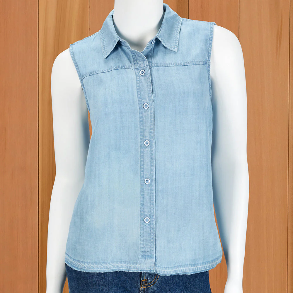 Renuar Women's Button-Down Sleeveless Shirt - Image 2