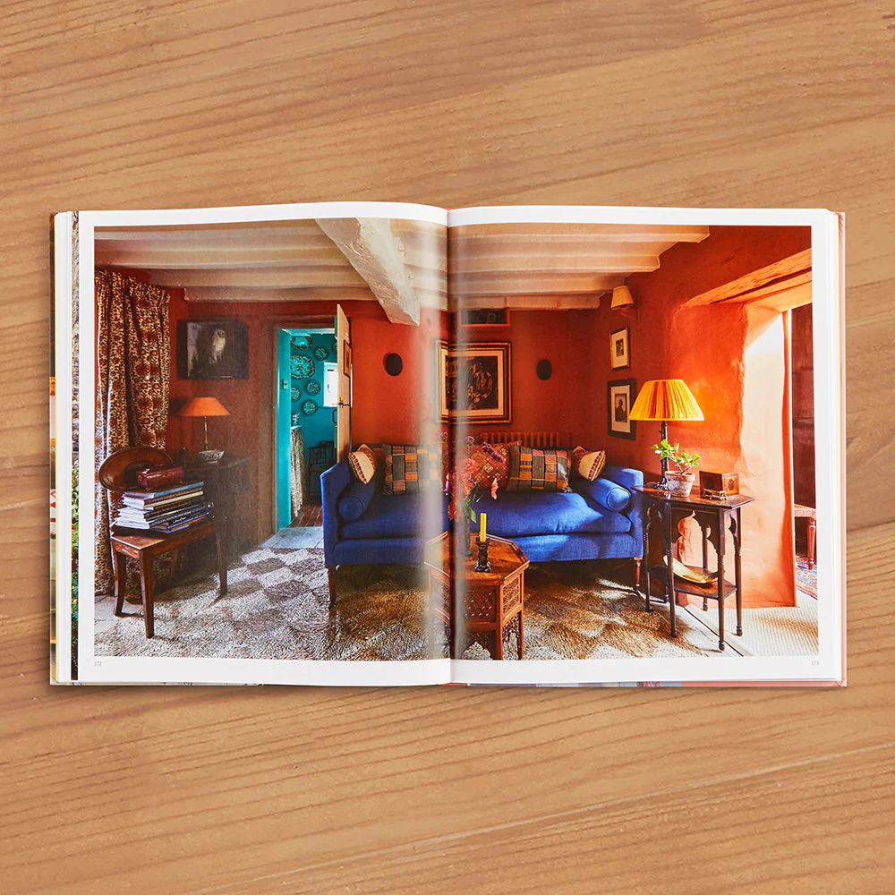 "The Life Eclectic: Highly Unique Interior Designs from Around the World" by Alexander Breeze - Image 2