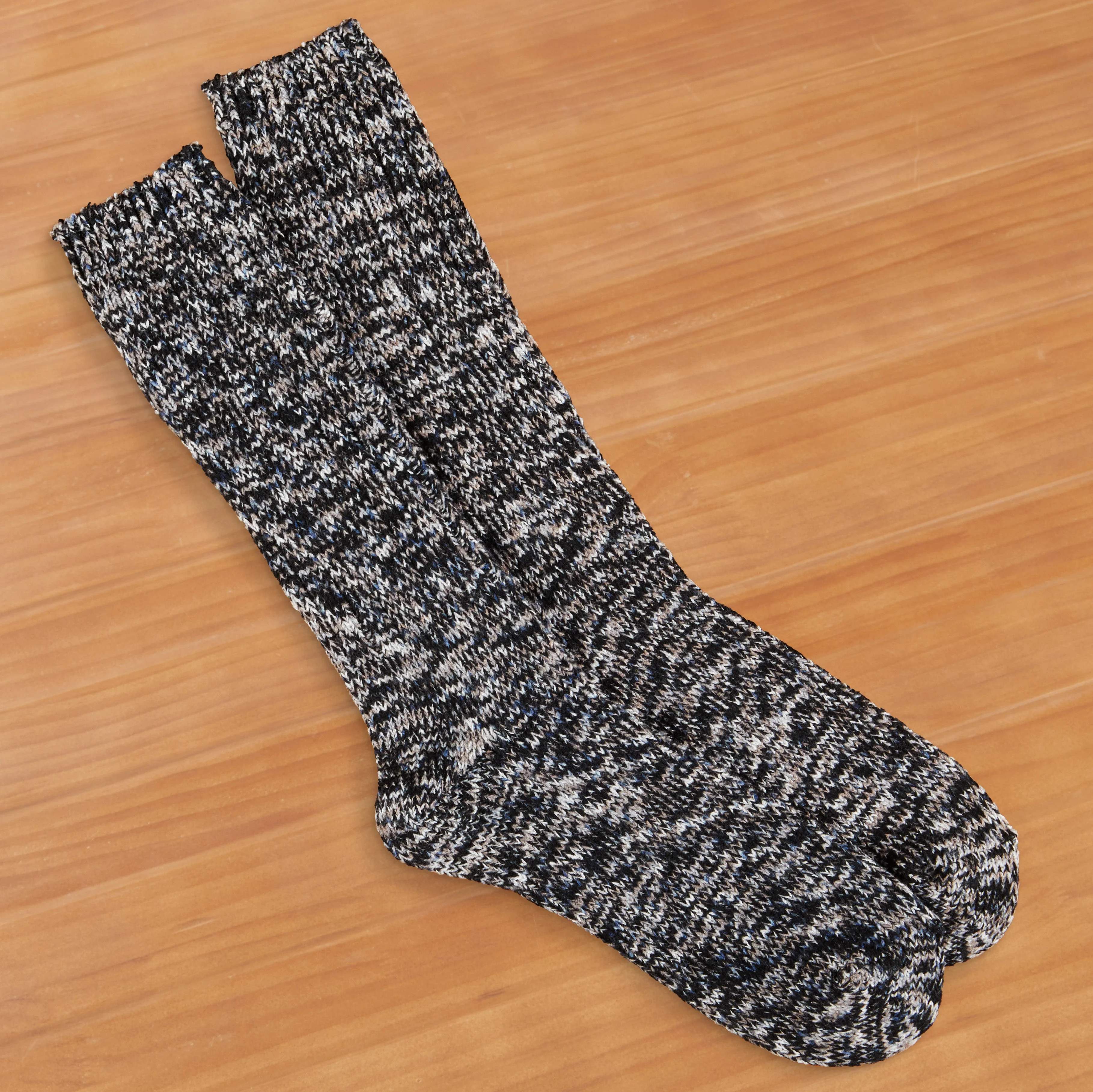 World's Softest Men's 1902 Metro Crew Socks - Image 7