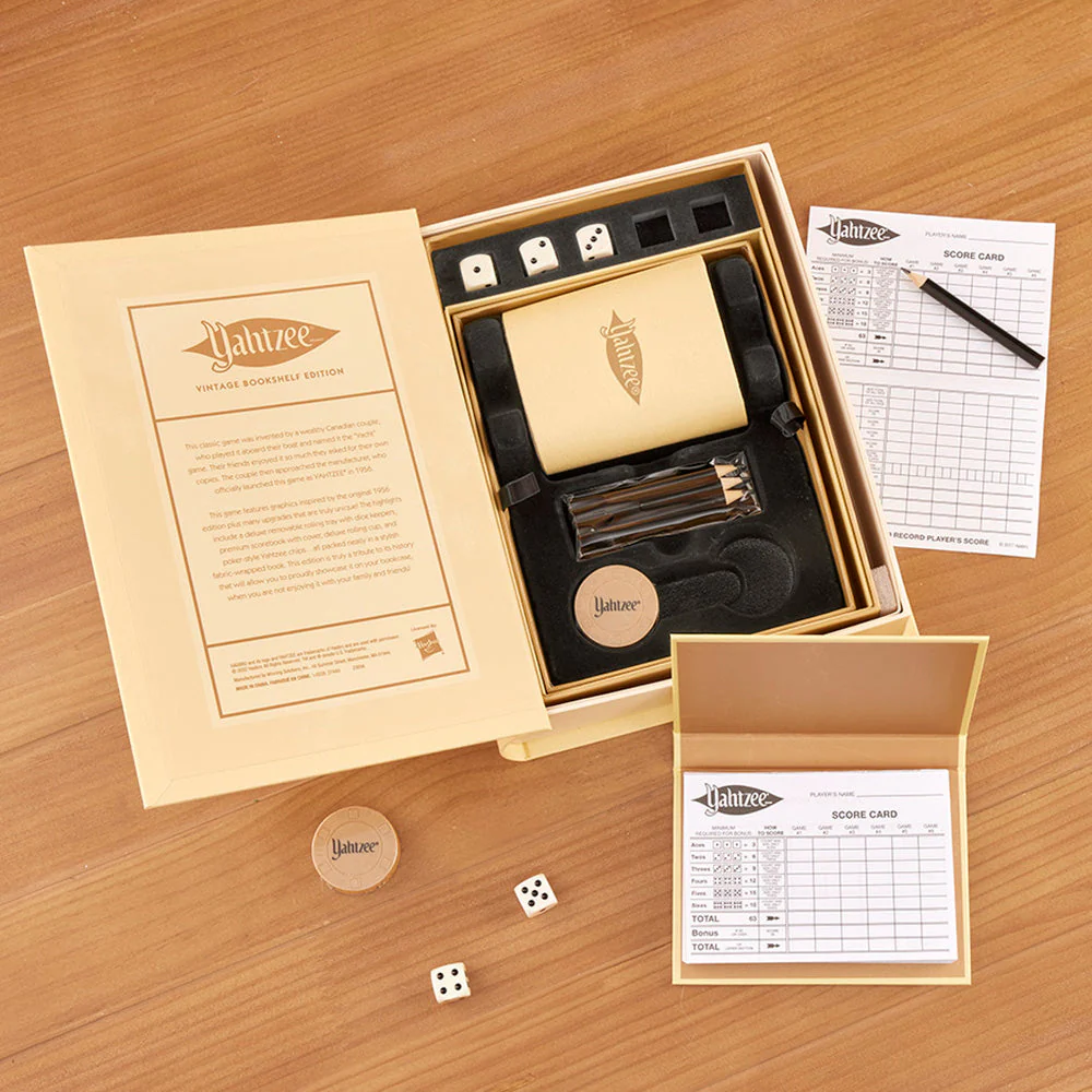 Yahtzee Vintage Bookshelf Edition - Image 2